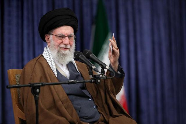 کرامت هسته‌ای در برابر فشار آمریکا