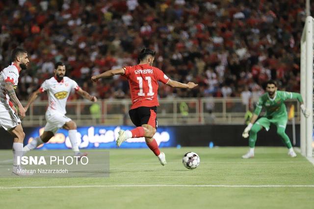 ماه خوش یُمن پرسپولیس برابر تراکتور