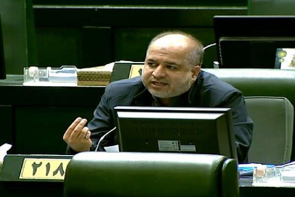 تذکر به پزشکیان درباره اعضای اطلاع رسانی دولت/ تذکر به اژه‌ای درباره پشیمانان از انقلاب