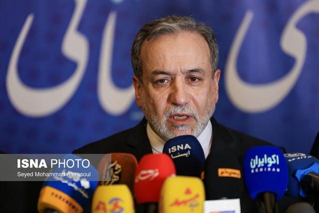 عراقچی: دیپلماسی حتی در زیر آتش جنگ برقرار بوده اما مذاکره با قُلدری متفاوت است