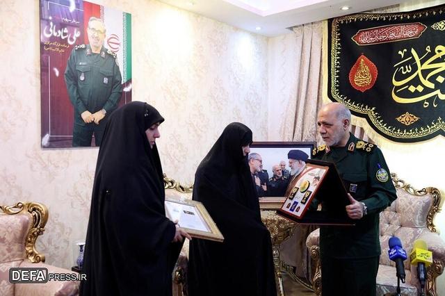 اعطای درجه سپهبدی به شهید علی شادمانی