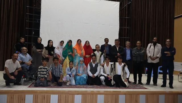 حضور هنرمندان شهرستان فارسان در جشنواره تئاتر چهارمحال و بختیاری