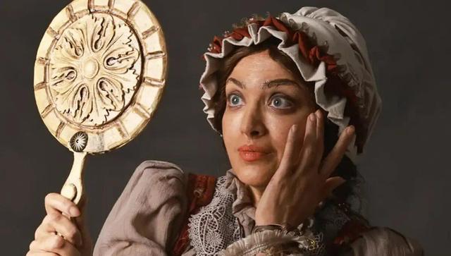 ۲ میلیون تومان؛ بلیت نمایش بهنوش طباطبایی و هوتن شکیبا! | ببینید