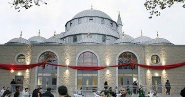 تشرف یک مرد ۸۹ ساله به دین اسلام در آلمان