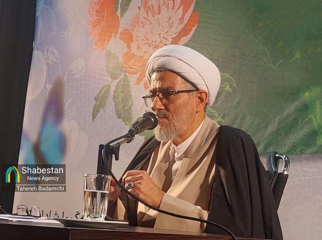 آزادی در عقلانیت توحیدی یعنی برداشتن موانع رشد/ نظام تربیت تسهیل‌گر اشتباه است