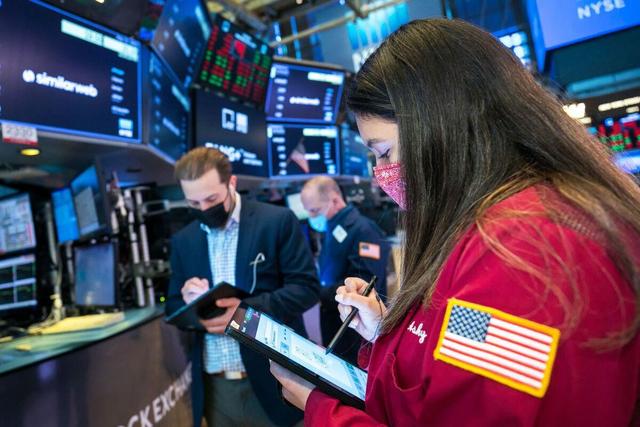 ابهام در وضعیت بازار کار آمریکا ادامه دارد