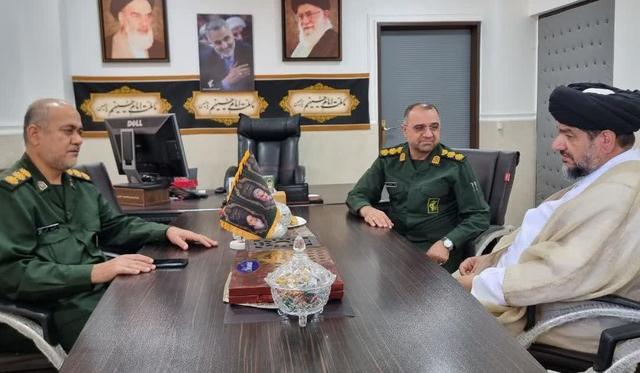 امام جمعه گناوه: سپاه نماد خدمت خالصانه و صادقانه به مردم است