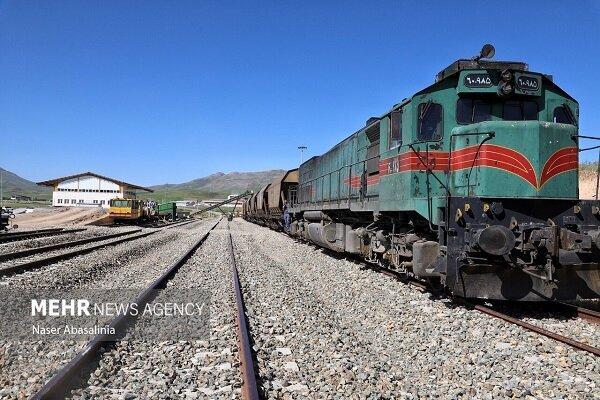 ضیایی مهر: شمار لوکوموتیوهای ریلی به ۵۷۳ رام رسید