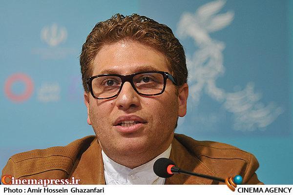 قبول دارم که «کتاب» گران شده اما این گرانی بهاندازه بسیاری از کالاهای دیگر نیست/ مسئله اصلی نبود احساس ضرورت برای وجود «کتاب» در «زندگی روزمره» است