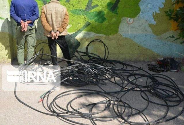سارقان کابل‌های مخابراتی در اردبیل دستگیر شدند