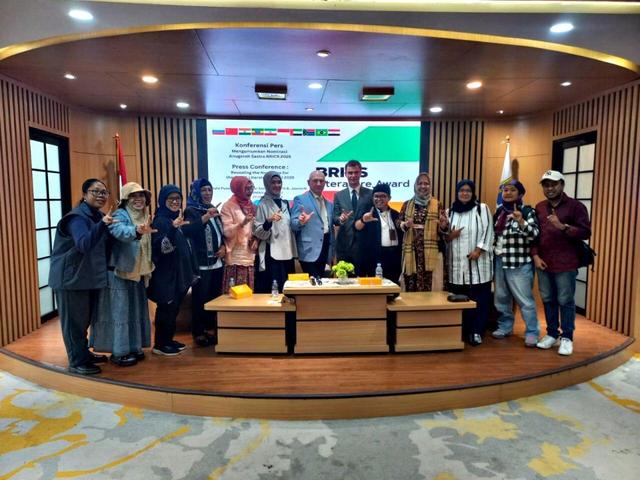 افتخار ادبی تازه برای ایران در جایزه بریکس