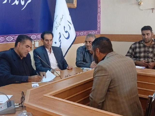 فهرست مطالبه‌های مردم صحنه روی میز فرماندار؛ از راه‌های روستایی تا نانوایی‌ها