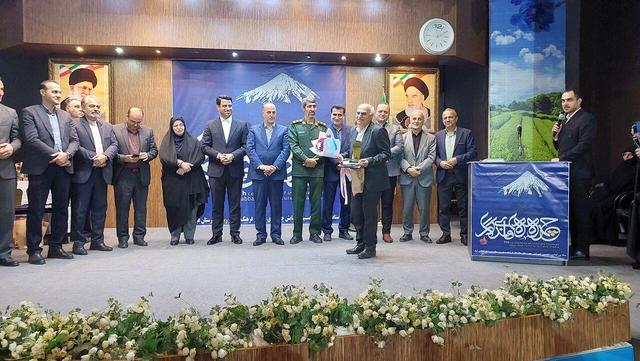 چهره‌های ماندگار فرهنگ، هنر و رسانه در عباس آباد مازندران تجلیل شدند