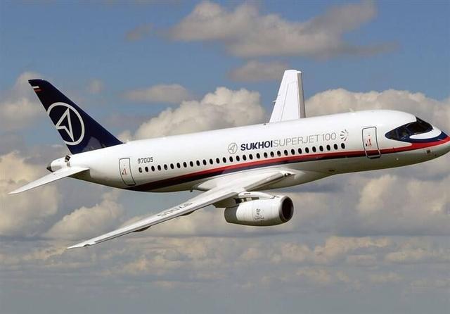 توافق روسیه و هند برای تولید سوخوسوپر جت-۱۰۰