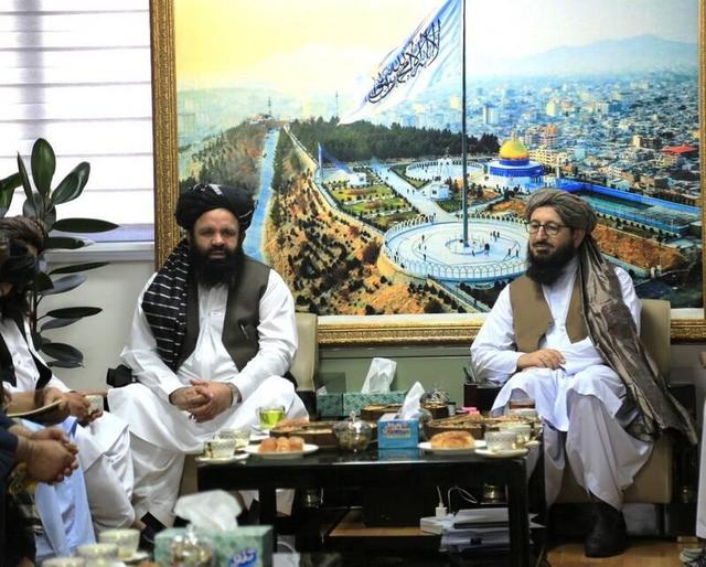 بازدید مقام ارشد طالبان از سفارت افغانستان در تهران