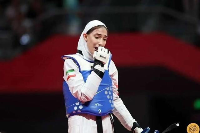 ادامه نکامی تکواندو ایران؛ مبینا نعمت‌زاده هم حذف شد
