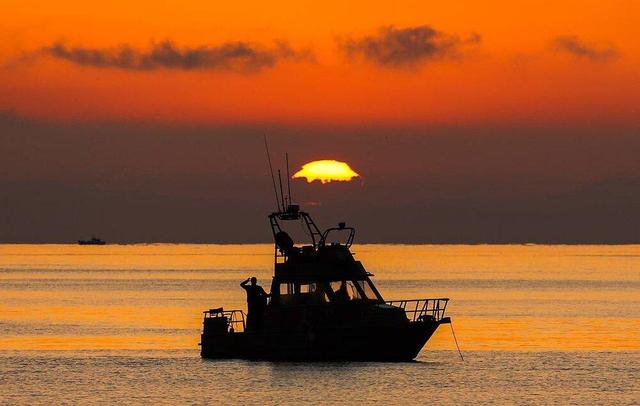 حمله آمریکا به یک شناور دیگر در آب‌های بین‌المللی