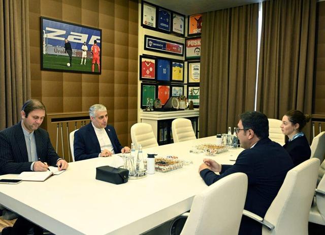 تاکید بر گسترش همکاری تهران و باکو در حوزه جوانان و ورزش