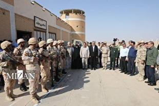 بازدید میدانی اعضای کمیسیون امنیت ملی مجلس از پاسگاه زعفرانیه و میدان نفتی آذر در ایلام