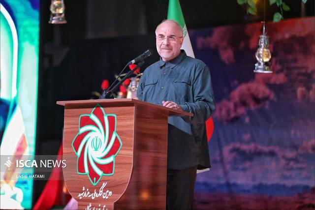 ایستادگی ملت ایران در مقابل آمریکا، میراث فرهنگ شهادت است