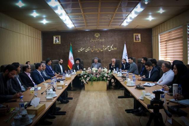 انعقاد قراردادهای جدید بیمه‌ای فرهنگیان و دانش‌آموزان استان سمنان با هدف افزایش رضایتمندی و پوشش حداکثری