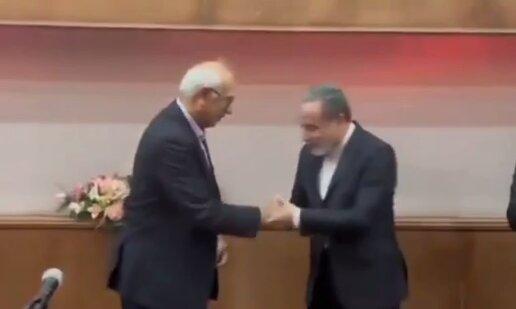 ببینید | ابراز ادب و احترام عراقچی وزیر امور خارجه به استادش