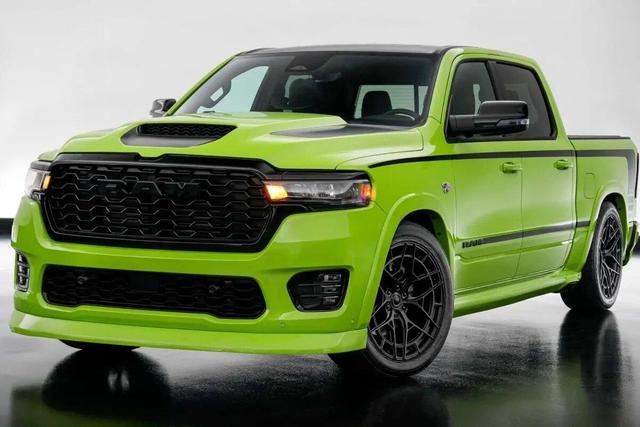 متفاوت‌ترین وانت بازار / هیولای جدید «رم» با رنگی متفاوت