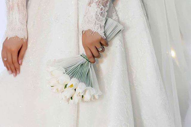 مرگ مشکوک نوعروس ۴۰ روز بعد از عروسی | جسدش را در جاده به ما تحویل دادند