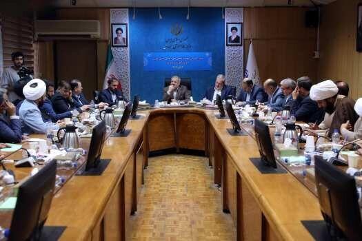 تضمین آینده جمهوری اسلامی ایران با سرمایه‌گذاری در مدرسه