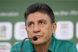 نظر قلعه‌نویی درباره بازی پرسپولیس و تراکتور