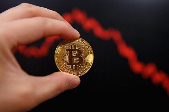 سقوط ۲۰۰۰ دلاری قیمت بیت‌کوین (۸ آبان ۱۴۰۴)