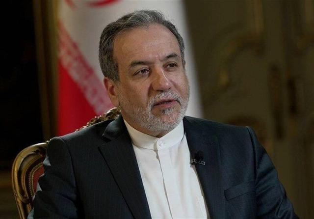 عراقچی: وزارت امور خارجه موظف به حمایت از بخش خصوصی است