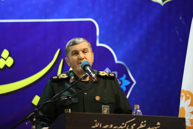 سردار حزنی: خدمت به مردم نباید منتظر درخواست آن‌ها بماند