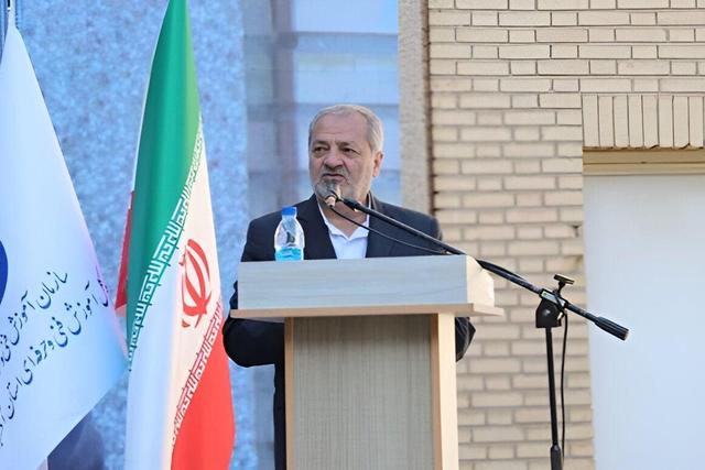 آئین‌نامه ارتقای رتبه بندی و بهبود رفاهیات معلمان باجدیت پیگیری می شود