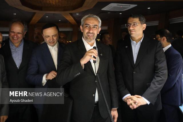 افتتاح طرح‌های زیرساختی فرودگاه کیش با حضور وزیر اقتصاد