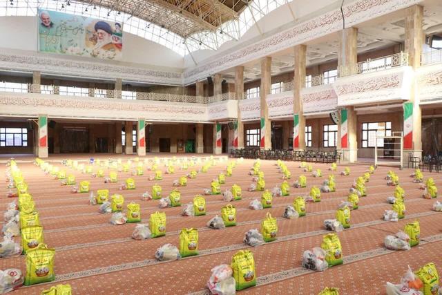 آسیابی: ۴۰۰ بسته معیشتی در بین خانواده‌های زندانیان گرگان توزیع شد