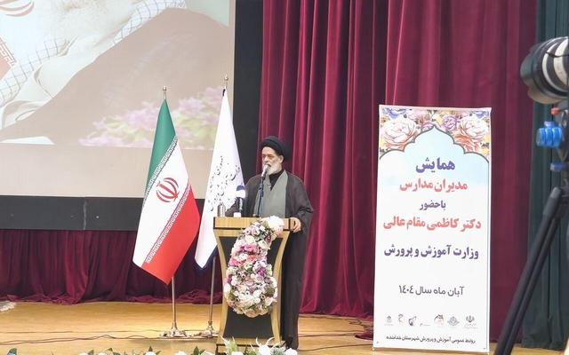 امام جمعه قیدار: نوسازی مدارس فرسوده خدابنده نیازمند توجه ویژه است