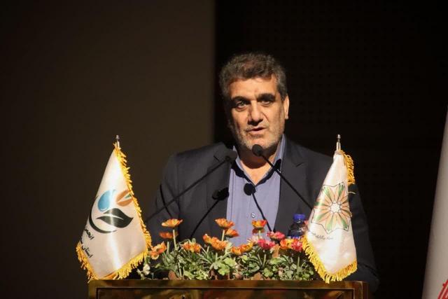 ایجاد ۲هزار و ۴۰۰ مگاوات انرژی خورشیدی در استان سمنان تا پایان برنامه هفتم