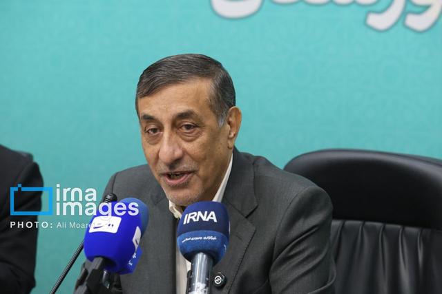 معاون اجرایی رئیس‌جمهور: منابع بانک‌ها باید صرف تولید و اشتغال شود