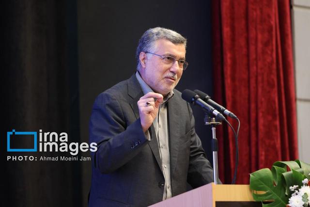 وزیر بهداشت: روابط خود را با دیپلماسی سلامت پیش می‌بریم