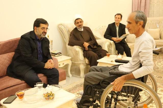 تجلیل استاندار قم از سه جانباز سرافراز دفاع مقدس