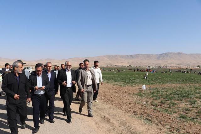 پیگیری ارتقای بخش فیروزآباد و رفع مشکلات آب منطقه در دستور کار فرمانداری کرمانشاه است