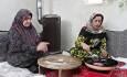 غذای روستایی در ایران؛ پخت نان سنتی قرمز رنگ با لبو در روستا (فیلم)