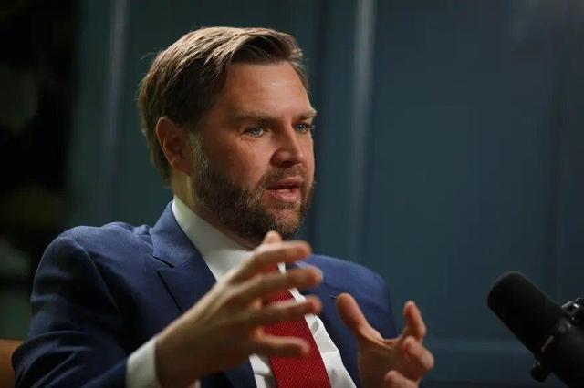 ونس: به دنبال تغییر رژیم در ایران نبودیم