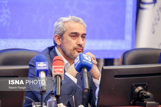 نشست صمیمانه وزیر اقتصاد با سرمایه گذاران جزیره کیش