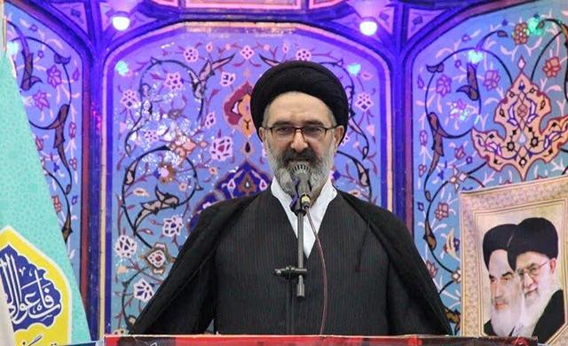 جامعه باید به فرهنگ فاطمی بازگردد