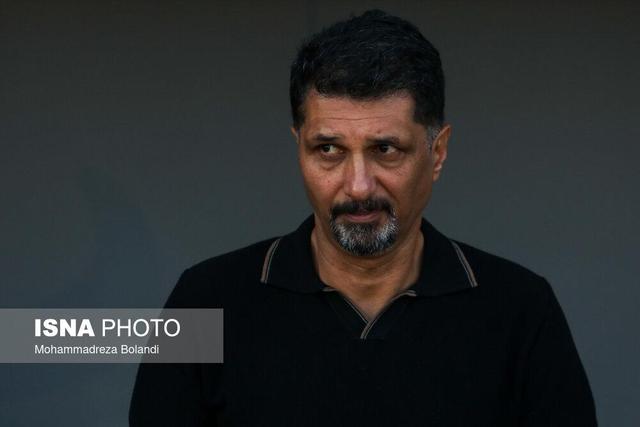 حسینی: پنالتی را به استقلال هدیه دادیم/ موافق برگزاری داربی در اراک نیستم