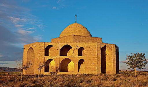 مسجد جامع قلعه تاریخی قارزی نیازمند احیاست