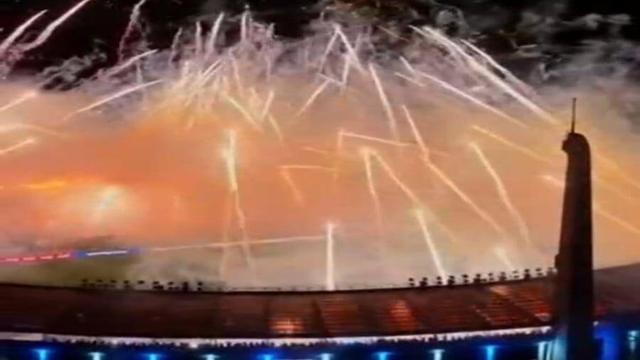 ویدیو| ورزشگاه را به آتش کشیدند