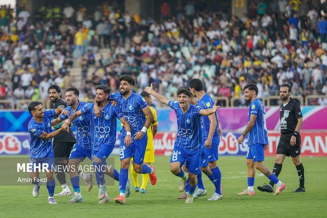 نازون باید خودش را با استقلال وقف دهد/ روند خوب باید ادامه پیدا کند